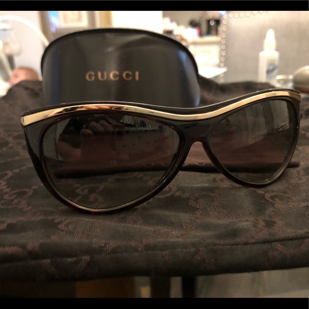 Dark Tortoise and Gold Women’s Gucci Sunglasses